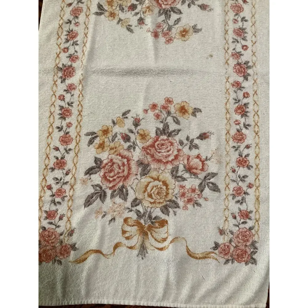 Vntg Cannon Floral & Gold Bow Bath Towel